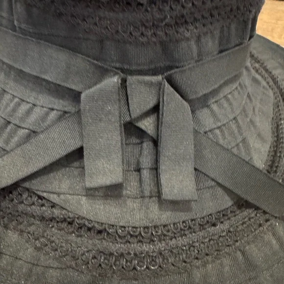 Women’s Black Sun Bucket Hat Croft and Barrow - Picture 5 of 9